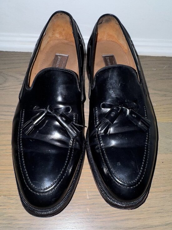 Johnston & Murphy Other - Johnston & Murphy Men's Black Leather Tassel Loafers, Size 11, Great Condition
